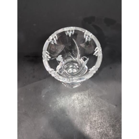 Floral Pattern Vintage Cut Crystal Footed Vase, Etched Decor,‎ Low Stem Vase - Picture 7 of 10